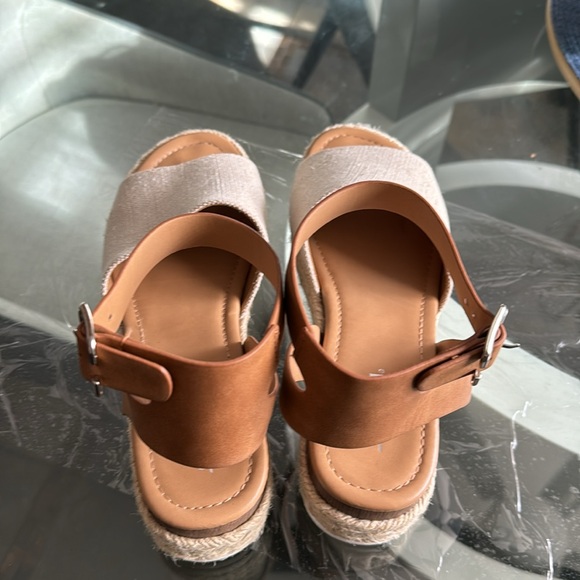 Soda Shoes/Sandal for Women size 10 Brown/Cream - Picture 7 of 9